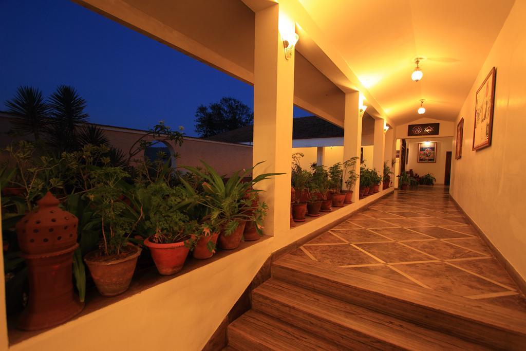 The Ashok Beach Resort Pondichéry Extérieur photo